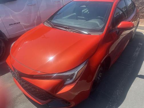 2024 Toyota Corolla Hatchback SE