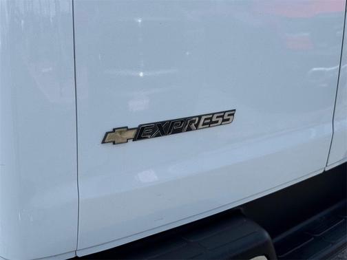 2023 Chevrolet Express 2500 Work Van