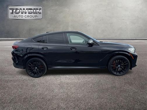 2022 BMW X6 M50i