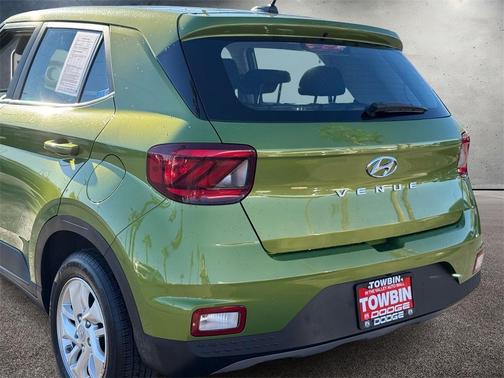 2024 Hyundai VENUE SE