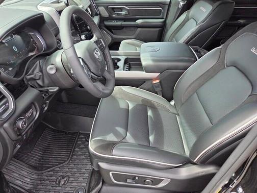 Diamond Black 2026 RAM 1500 Laramie