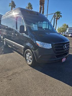 2022 Mercedes-Benz Sprinter 2500 144 WB Standard Roof Passenger