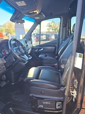 2022 Mercedes-Benz Sprinter 2500 144 WB Standard Roof Passenger