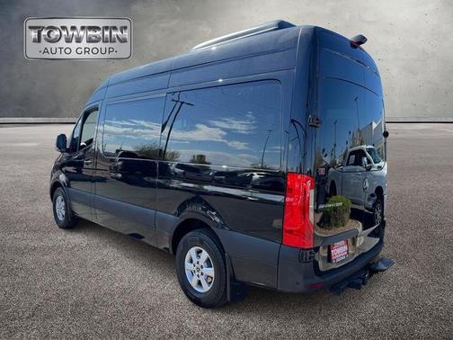 2022 Mercedes-Benz Sprinter 2500 144 WB Standard Roof Passenger