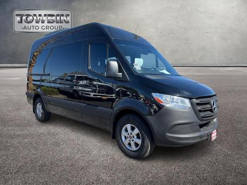 2022 Mercedes-Benz Sprinter 2500 144 WB Standard Roof Passenger