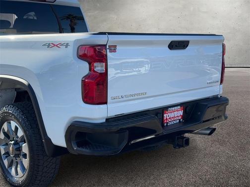 2022 Chevrolet Silverado 2500 Custom