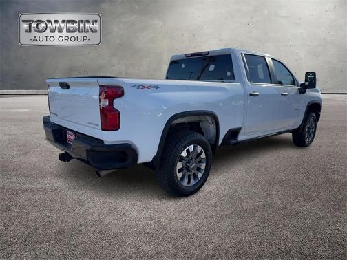 2022 Chevrolet Silverado 2500 Custom