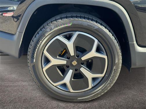 2023 Rivian R1T Adventure Quad Motor Large Pack