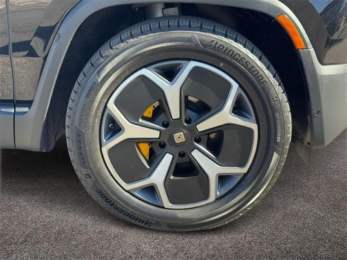 2023 Rivian R1T Adventure Quad Motor Large Pack