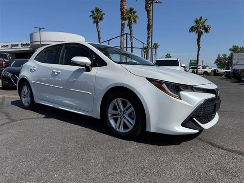 2022 Toyota Corolla Hatchback SE