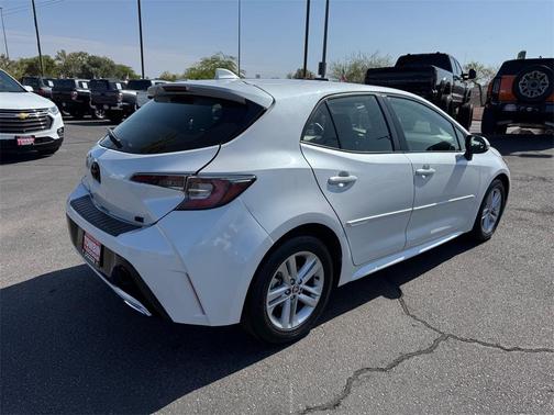 2022 Toyota Corolla Hatchback SE