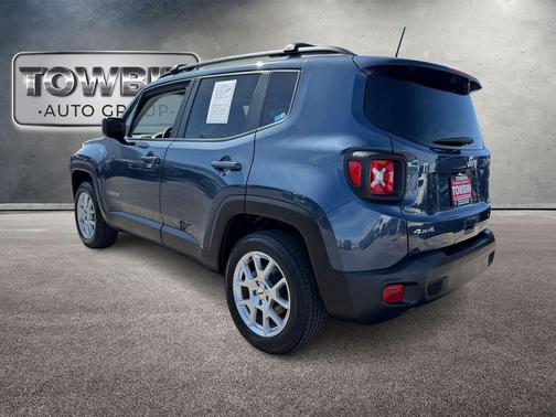Slate Blue Pearlcoat 2023 Jeep Renegade Latitude