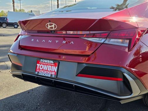 Red 2025 Hyundai ELANTRA SEL Convenience