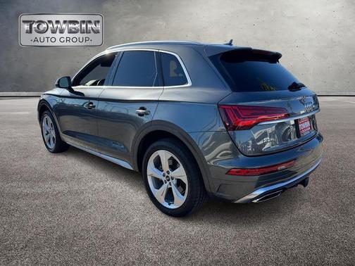 2022 Audi Q5 45 S line quattro Premium