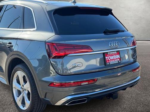 2022 Audi Q5 45 S line quattro Premium