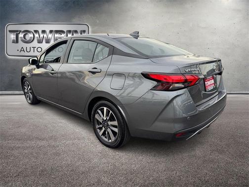 2023 Nissan Versa 1.6 SV