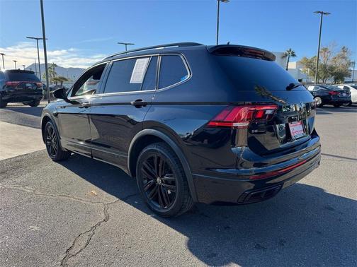 2022 Volkswagen Tiguan 2.0T SE R-Line Black