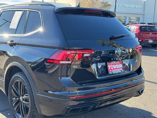 2022 Volkswagen Tiguan 2.0T SE R-Line Black