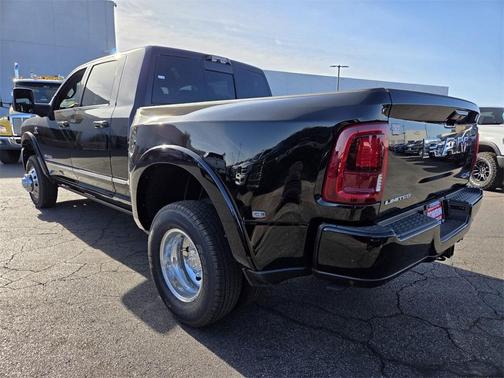 2026 RAM 3500 Limited