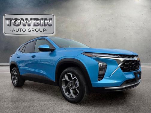 Marina Blue 2025 Chevrolet Trax LT