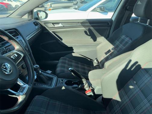 2015 Volkswagen Golf GTI S