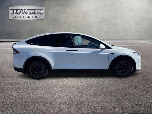 2022 Tesla Model X Base