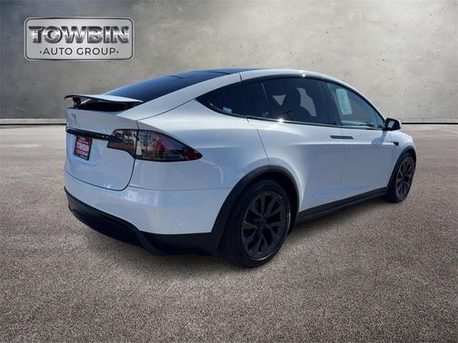 2022 Tesla Model X Base