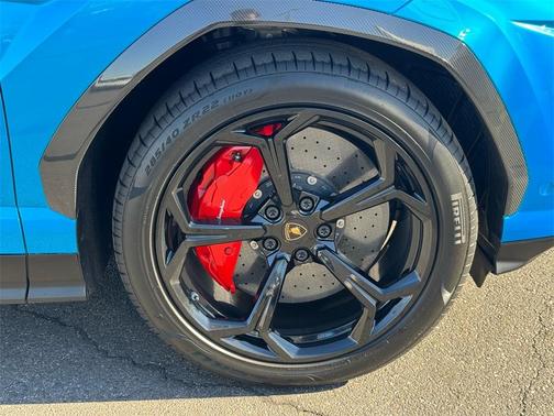 2020 Lamborghini Urus Base