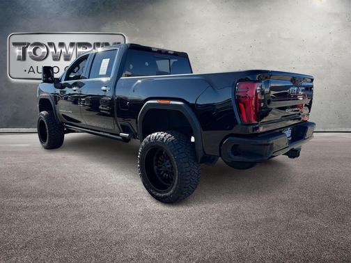 Onyx Black 2024 GMC Sierra 2500 Denali Ultimate