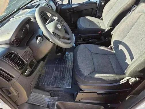 White 2026 RAM ProMaster 1500 Low Roof