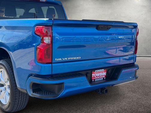 2022 Chevrolet Silverado 1500 Custom