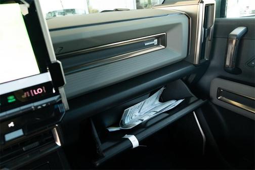 2024 GMC HUMMER EV SUV 3X