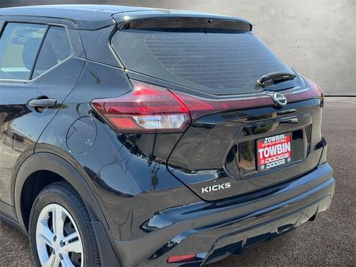 2024 Nissan Kicks S