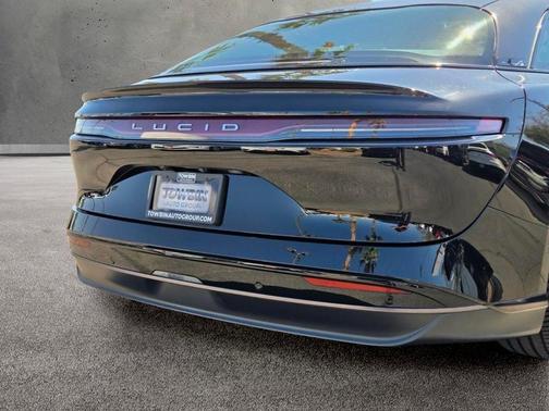 2024 Lucid Air Touring