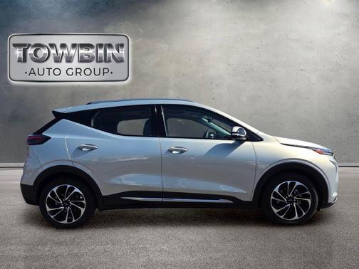 Silver Flare Metallic 2022 Chevrolet Bolt EUV Premier