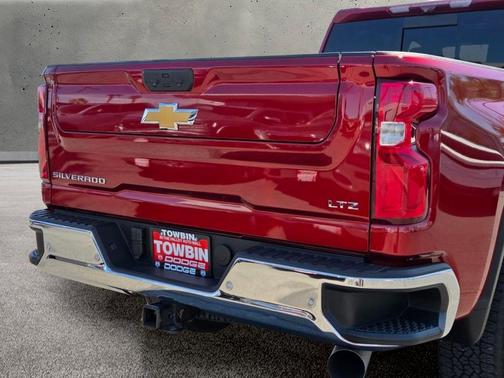 Cherry Red Tintcoat 2022 Chevrolet Silverado 2500 LTZ