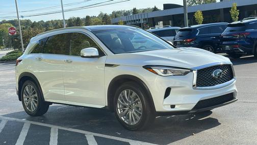 2024 INFINITI QX50 LUXE