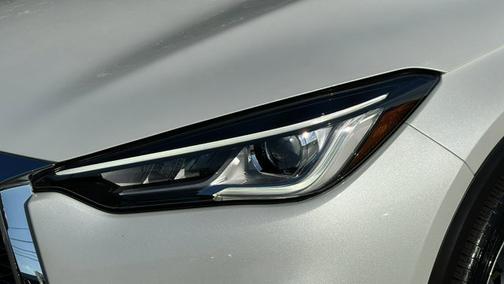 2024 INFINITI QX50 LUXE
