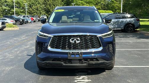 2024 INFINITI QX60 LUXE