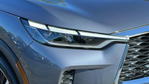 2025 INFINITI QX60 SENSORY