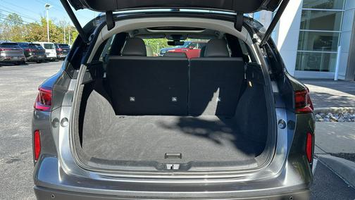 2023 INFINITI QX50 LUXE