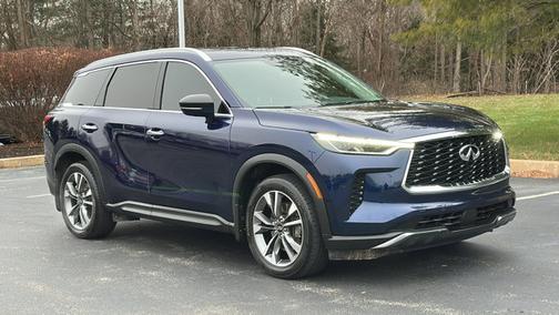 2022 INFINITI QX60 LUXE