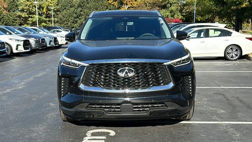 2024 INFINITI QX60 LUXE
