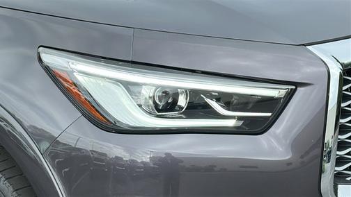 2023 INFINITI QX80 SENSORY