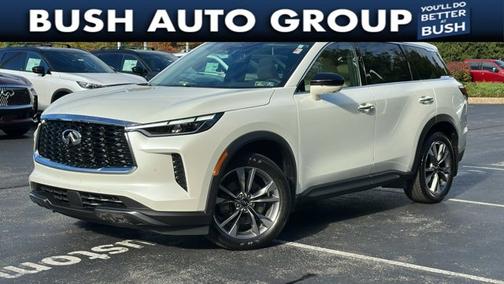 2022 INFINITI QX60 LUXE