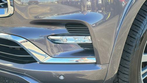 2023 INFINITI QX80 LUXE