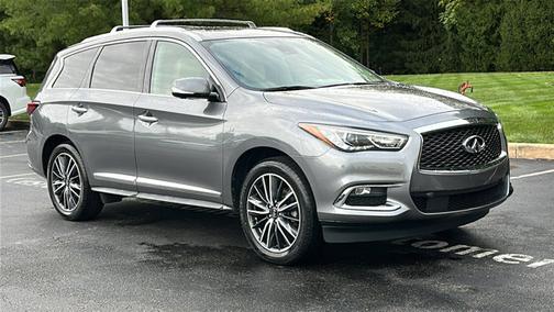 2019 INFINITI QX60 LUXE