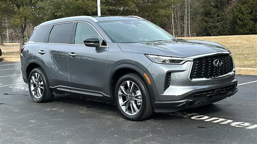 2024 INFINITI QX60 LUXE