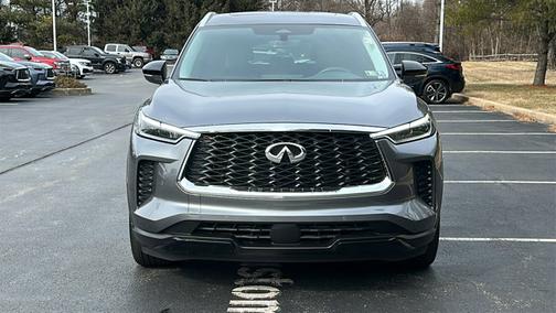 2024 INFINITI QX60 LUXE