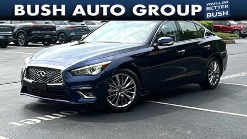 2022 INFINITI Q50 LUXE